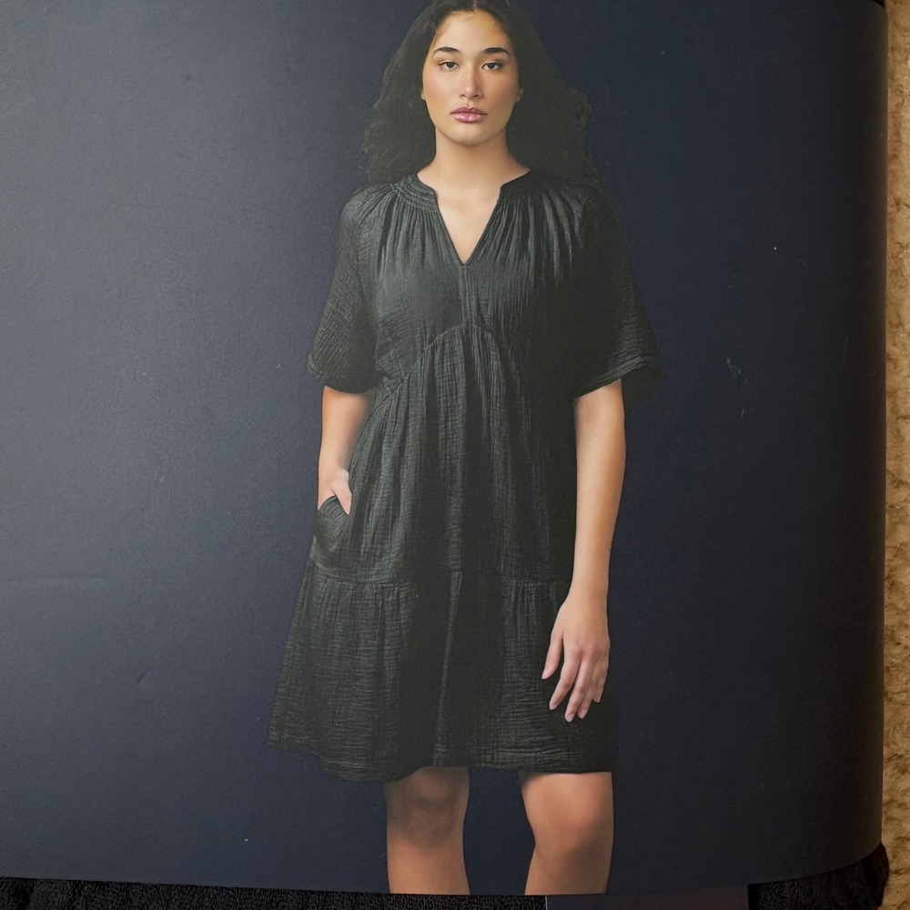 GAPā Womens Cotton Crinkle Gauze V-Neck Tiered Mini Dress Black XS GP007929 NWT